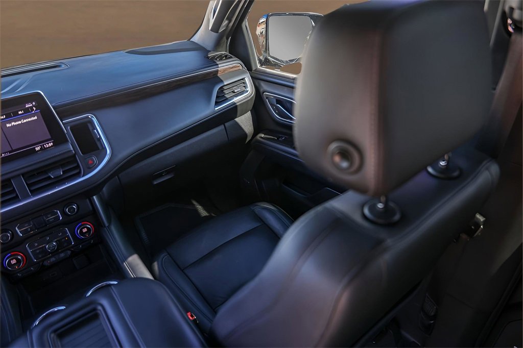 Used 2021 Chevrolet Suburban Z71 image 29