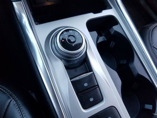 Used 2022 Ford Explorer XLT w/ Equipment Group 202A image 20