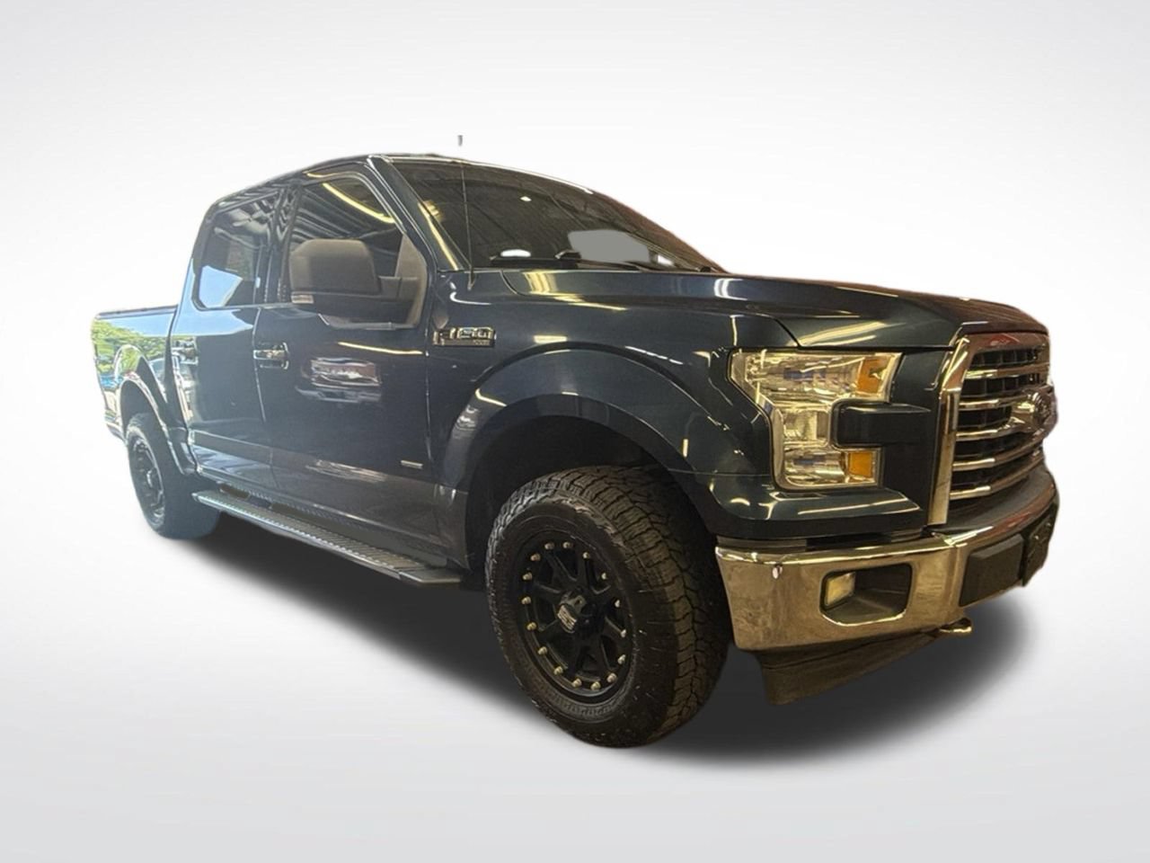 Used 2017 Ford F150 XLT w/ Equipment Group 302A Luxury AWD/4WD image 8