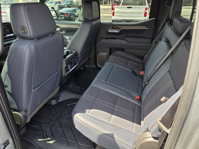Certified 2026 Chevrolet Silverado 1500 High Country AWD/4WD image 10