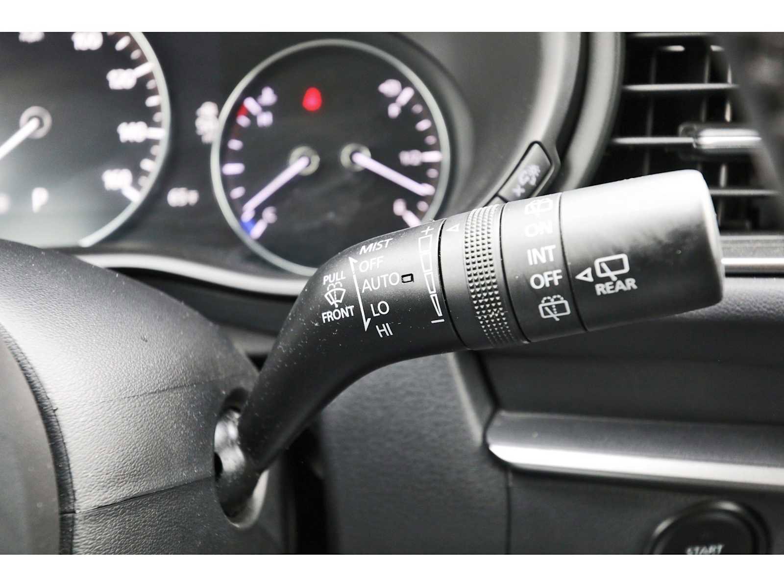 Used 2023 MAZDA CX-30 AWD 2.5 S w/ Select Package image 18