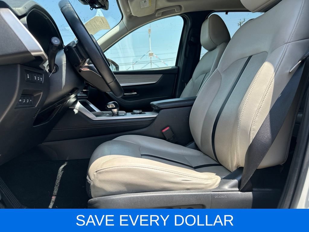 Used 2024 MAZDA CX-90 3.3 Turbo w/ Premium Package AWD/4WD image 12