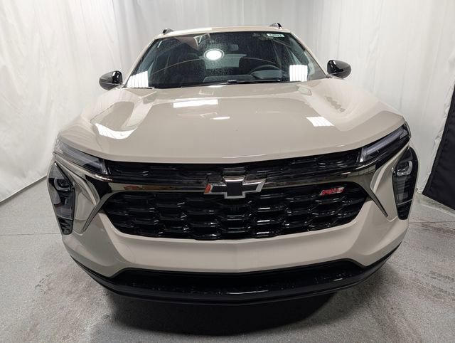 New 2026 Chevrolet Trax RS w/ Sunroof Package image 8