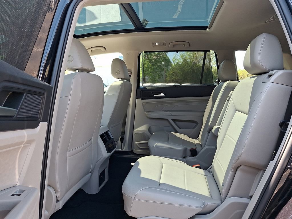 Used 2022 Volkswagen Atlas SE AWD/4WD image 11