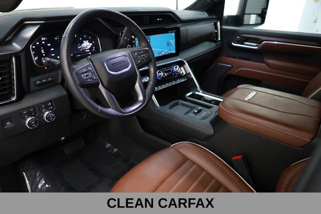 Used 2024 GMC Sierra 3500 Denali Ultimate AWD/4WD image 9