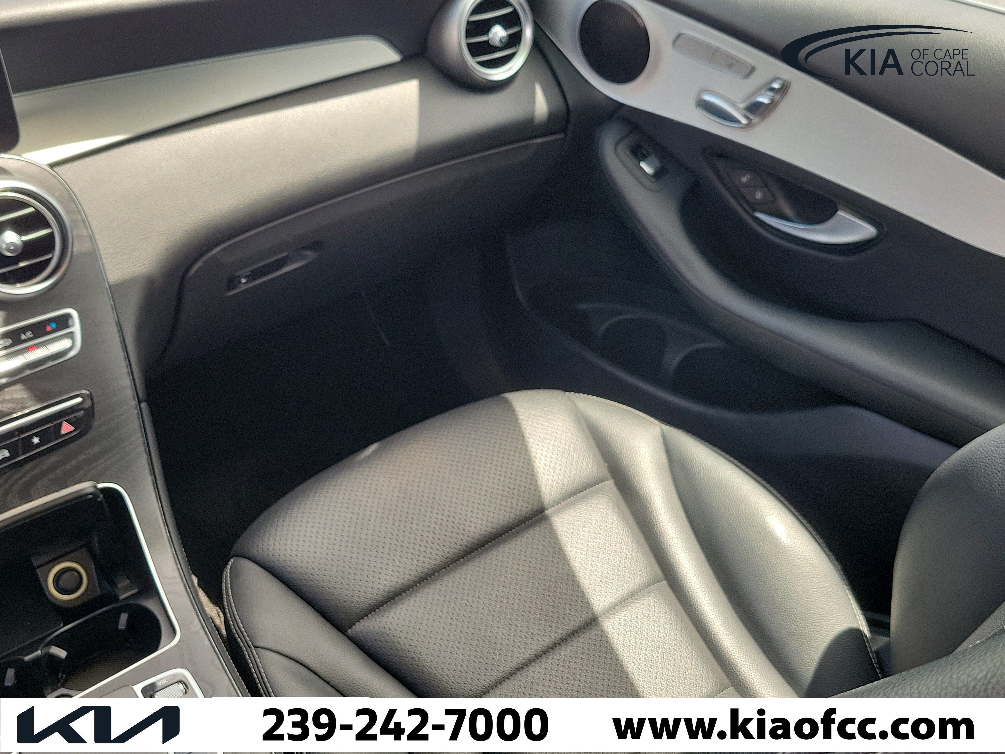 Used 2020 Mercedes-Benz GLC 300 image 19