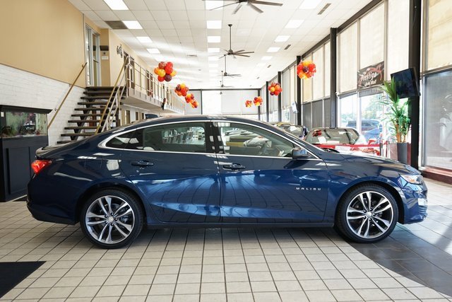 Used 2022 Chevrolet Malibu LT image 16