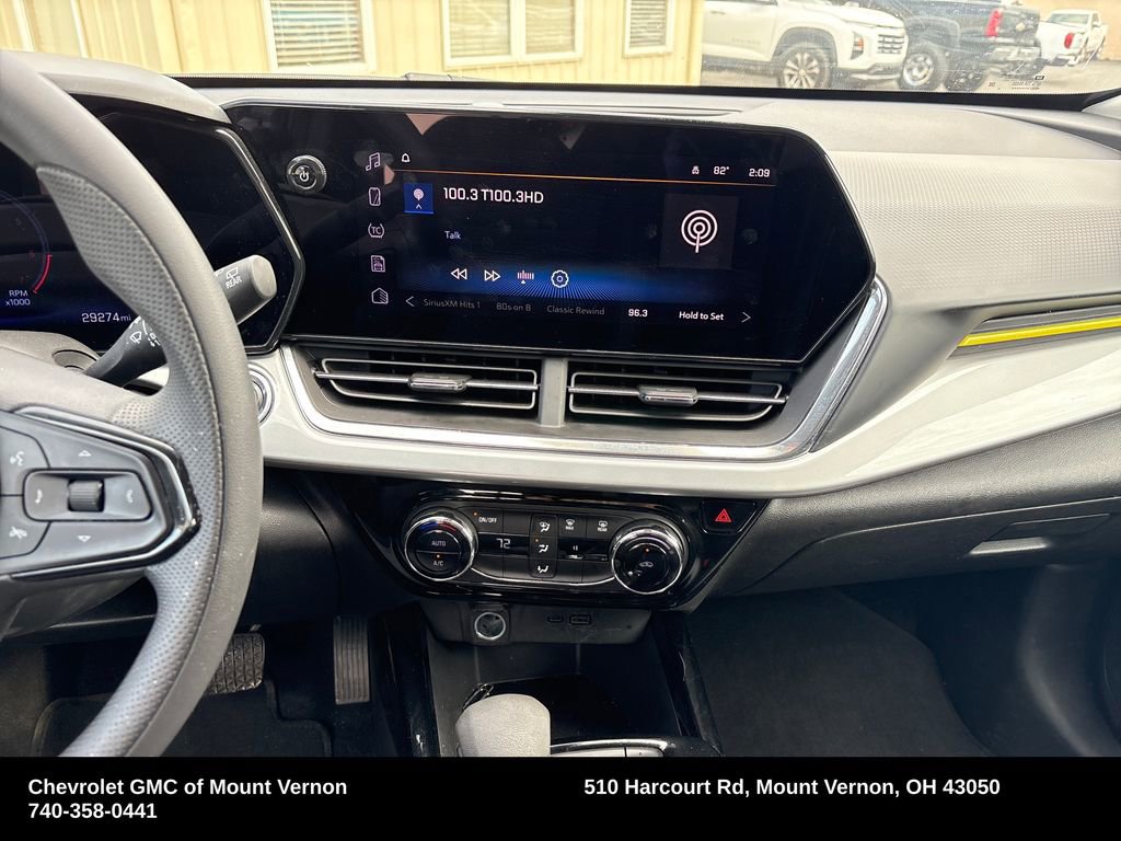 Used 2024 Chevrolet Trax LT image 16