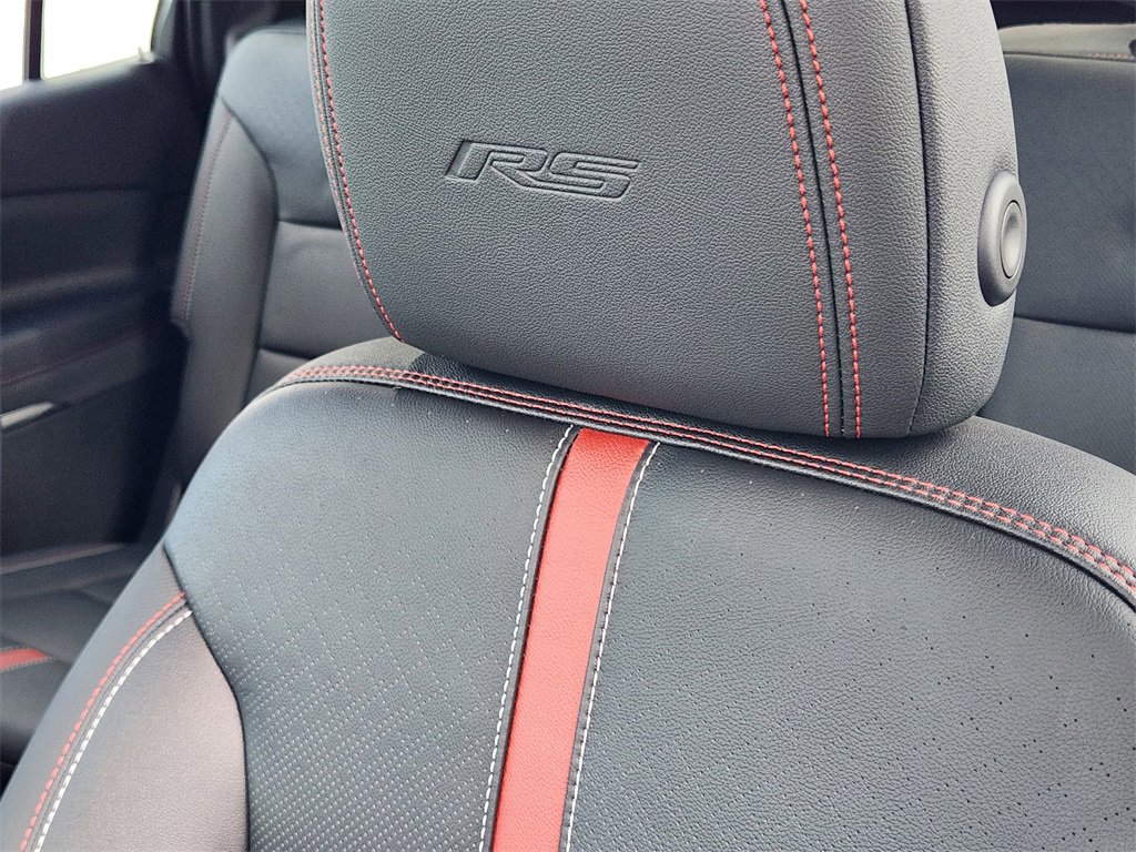 Used 2026 Chevrolet Traverse RS image 15