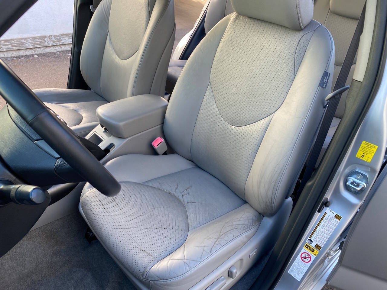 Used 2010 Toyota RAV4 Limited FWD image 26