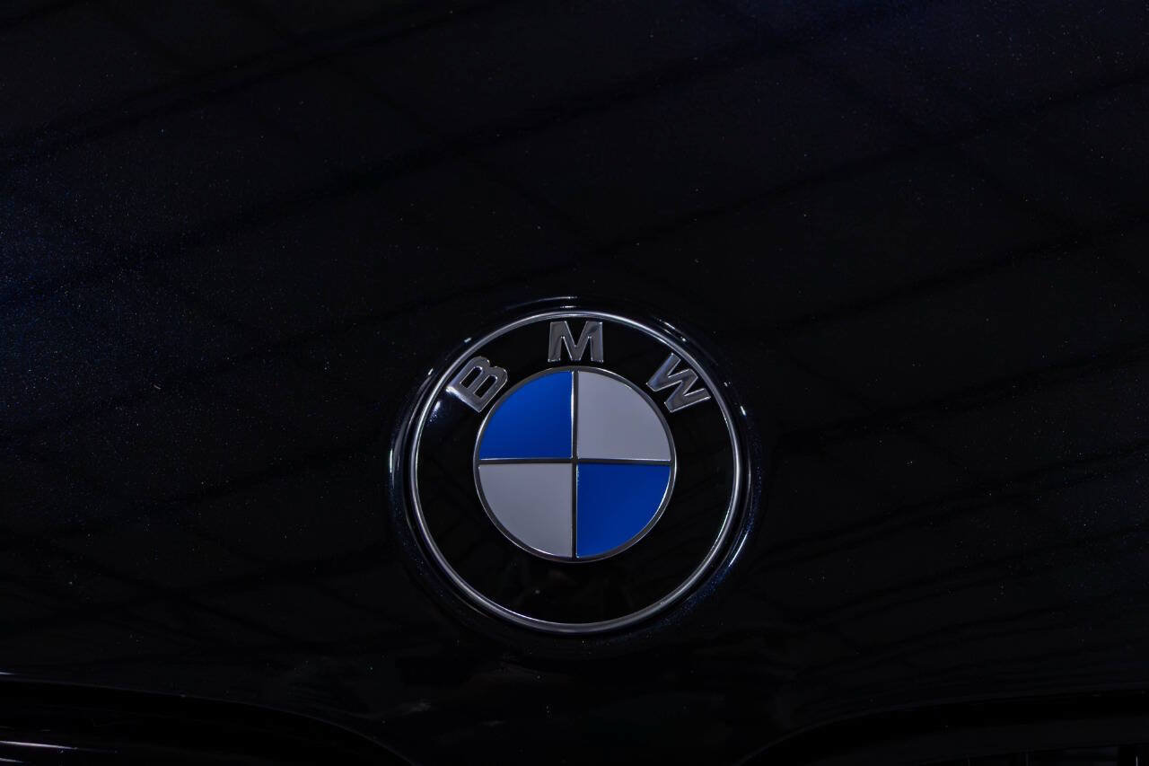 Used 2006 BMW M5 RWD image 21