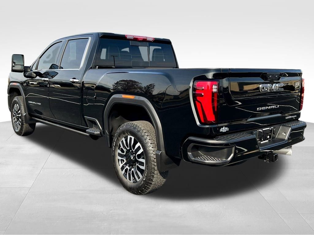 Used 2025 GMC Sierra 3500 Denali Ultimate image 14