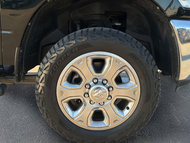 Used 2016 RAM 2500 SLT image 9