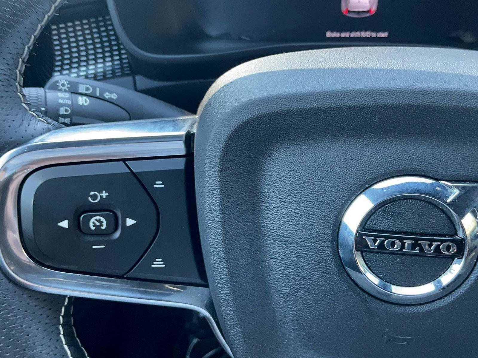 Used 2021 Volvo XC40 P8 Recharge w/ Advanced Package image 24