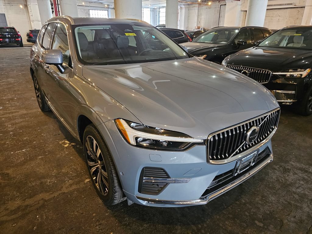 Certified 2023 Volvo XC60 B5 Plus w/ Climate Package AWD/4WD image 5