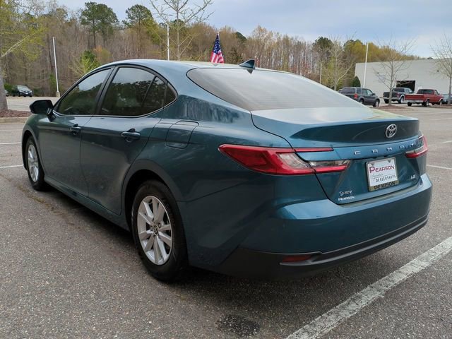 Used 2026 Toyota Camry LE image 6