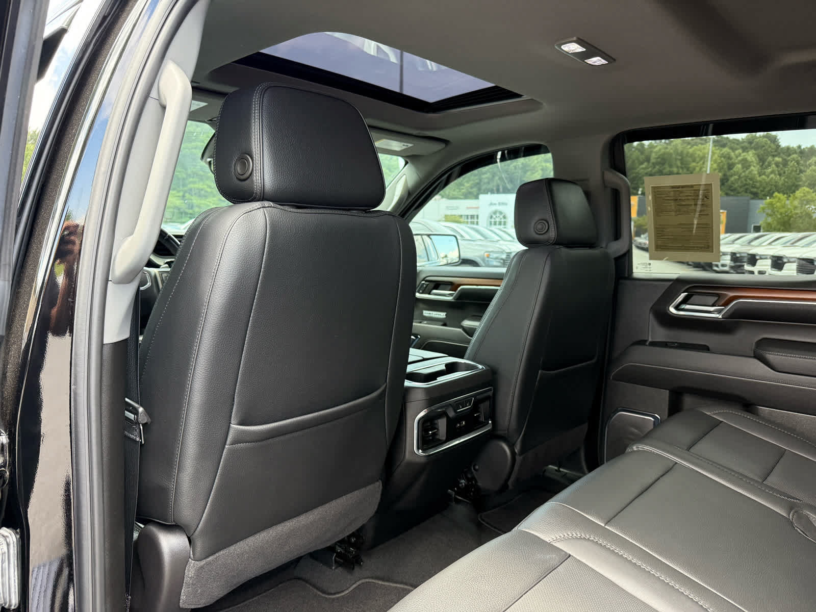 Used 2024 GMC Sierra 1500 Denali AWD/4WD image 26