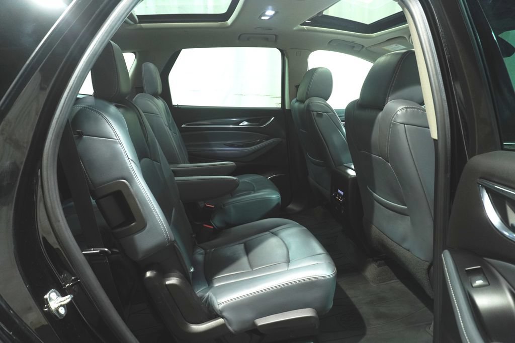 Used 2018 Buick Enclave Premium w/ Experience Buick Package AWD/4WD image 17