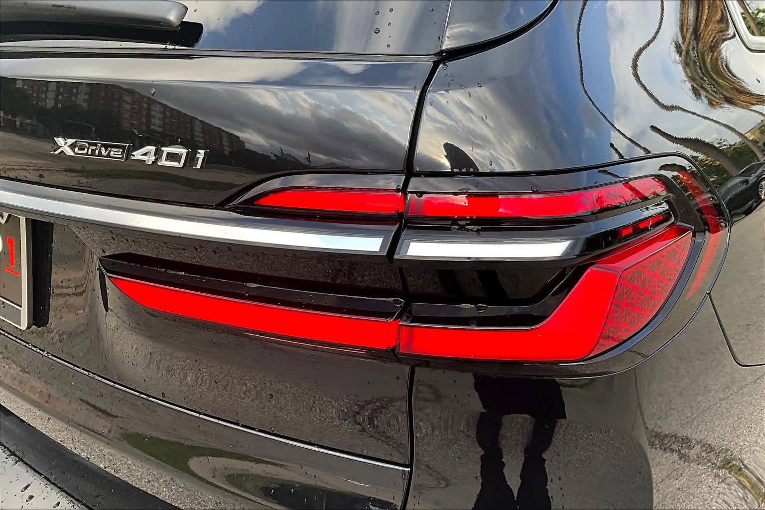 Used 2026 BMW X7 xDrive40i w/ Premium Package AWD/4WD image 29