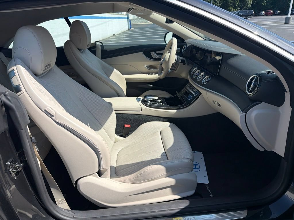 Used 2022 Mercedes-Benz E 450 4MATIC Cabriolet image 22