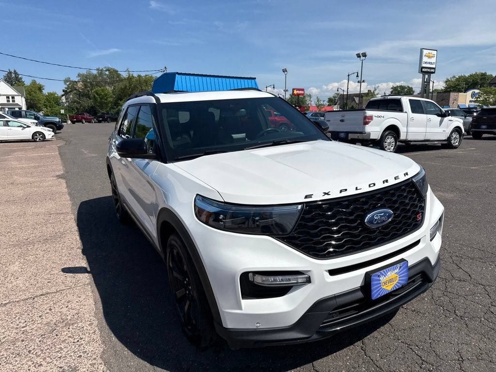 Used 2023 Ford Explorer ST w/ Equipment Group 401A AWD/4WD image 4