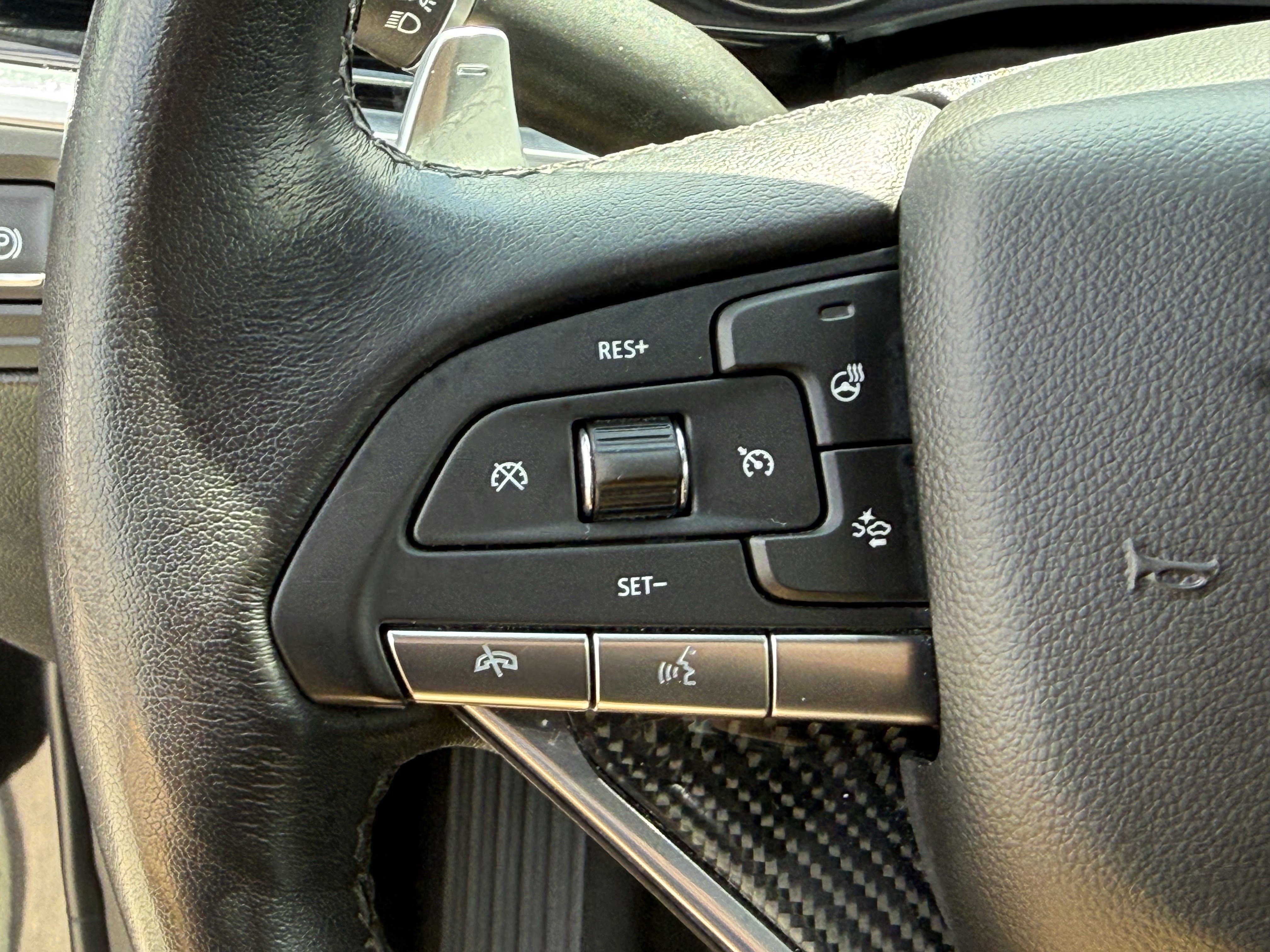 Used 2023 Cadillac XT6 Sport AWD/4WD image 16