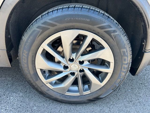 Used 2016 Nissan Rogue SL w/ SL Premium Package AWD/4WD image 29