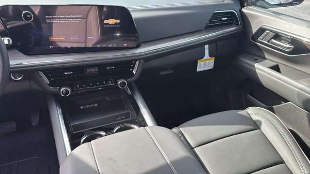 New 2026 Chevrolet Suburban Premier w/ Sun And Tow Package image 31