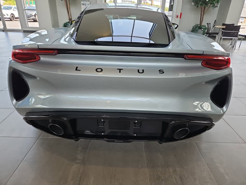 New 2025 Lotus Emira image 5