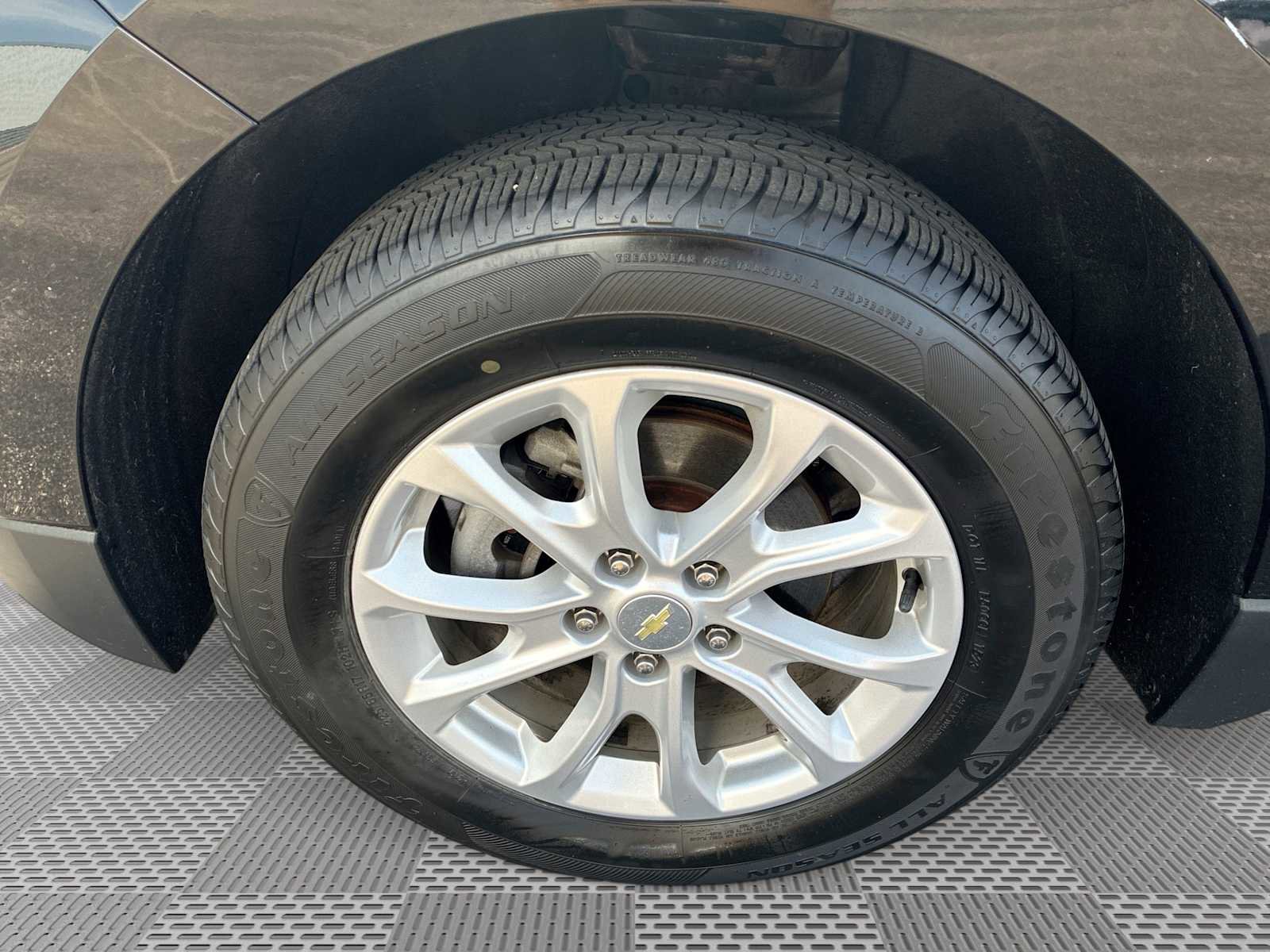 Certified 2019 Chevrolet Equinox LT image 33