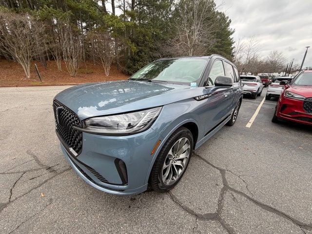 New 2026 Lincoln Aviator 2WD image 3