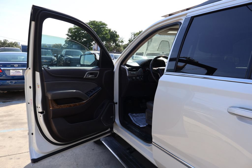 Used 2015 GMC Yukon Denali w/ Premium Package AWD/4WD image 26