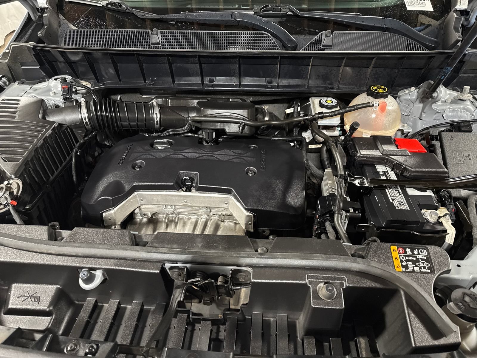 Used 2019 GMC Acadia SLE image 33