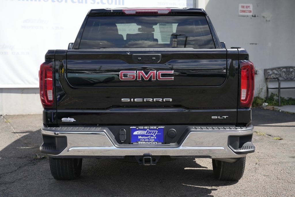 Used 2025 GMC Sierra 1500 SLT AWD/4WD image 6