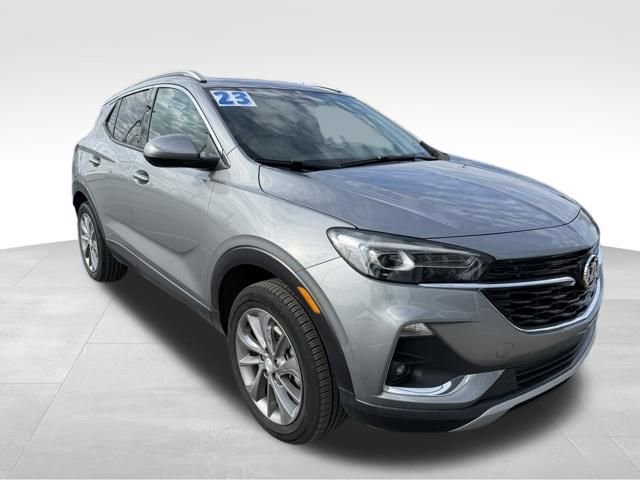 Used 2023 Buick Encore GX Essence w/ Experience Buick Package image 3