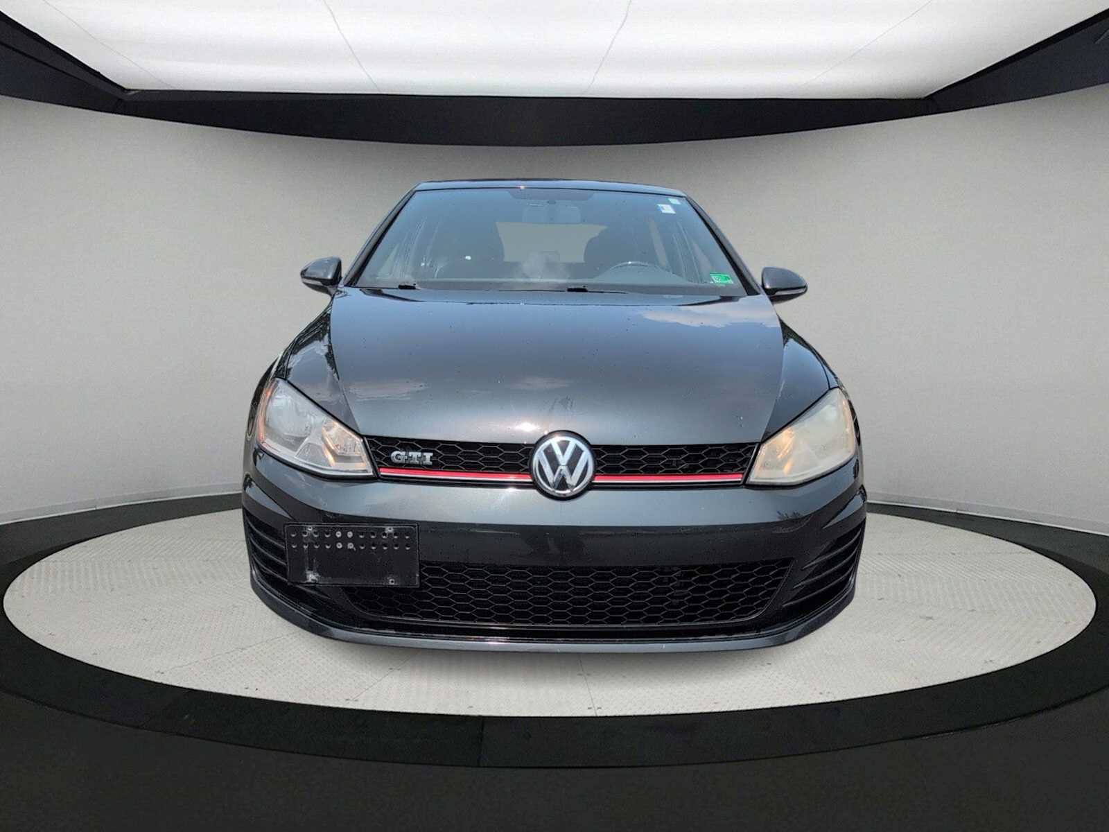 Used 2015 Volkswagen GTI S FWD image 3