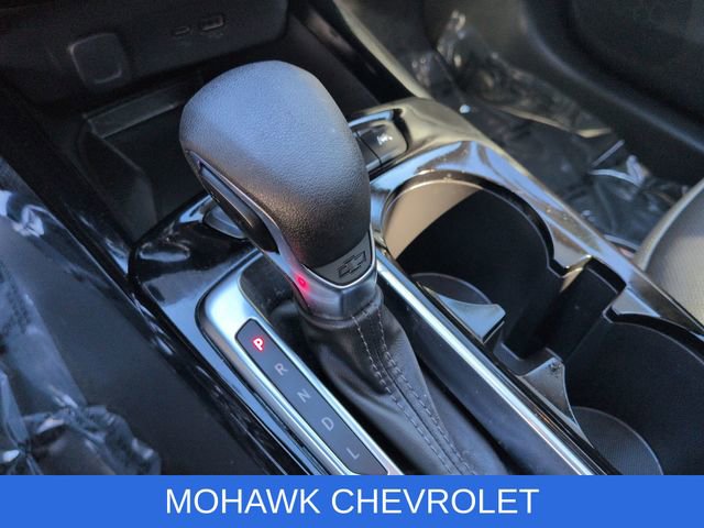 Used 2024 Chevrolet Trax ACTIV w/ Sunroof Package FWD image 16