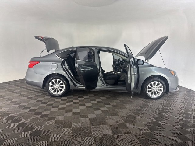 Used 2016 Nissan Sentra SV w/ Style Package image 13