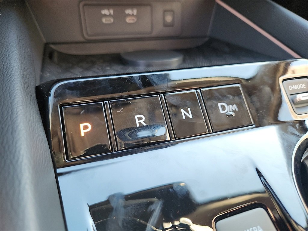 New 2026 Nissan Murano Platinum image 7