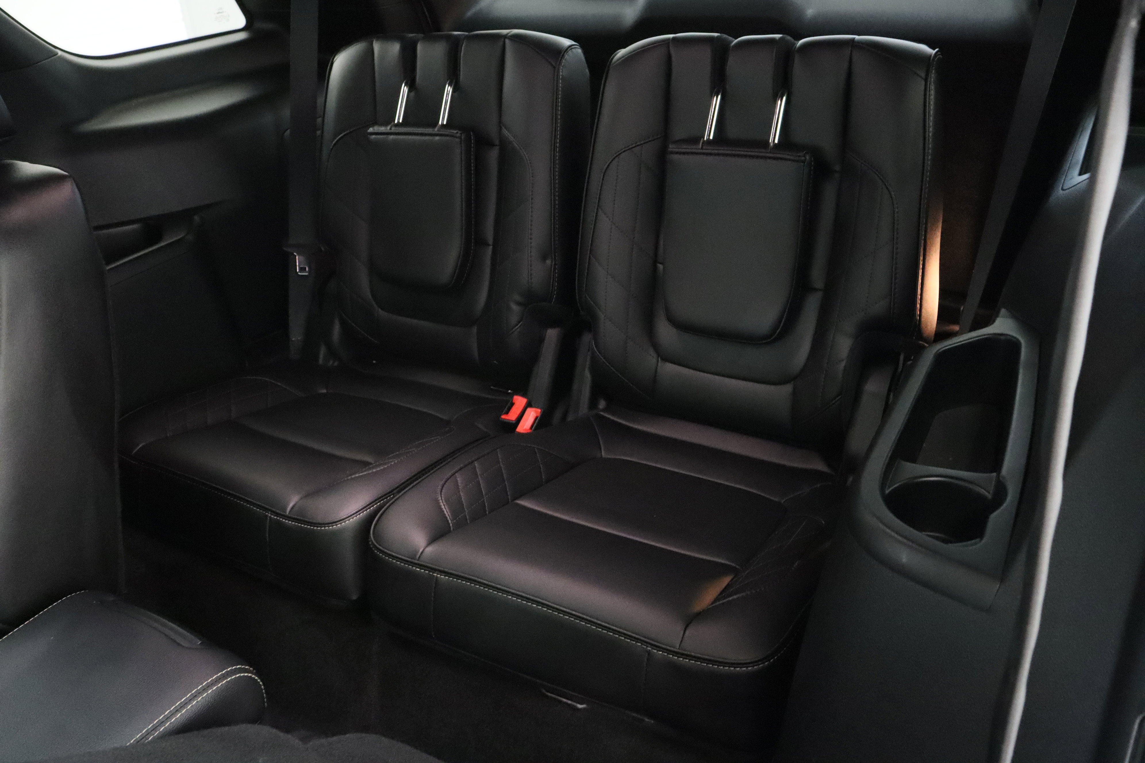 Used 2018 Ford Explorer Platinum AWD/4WD image 35