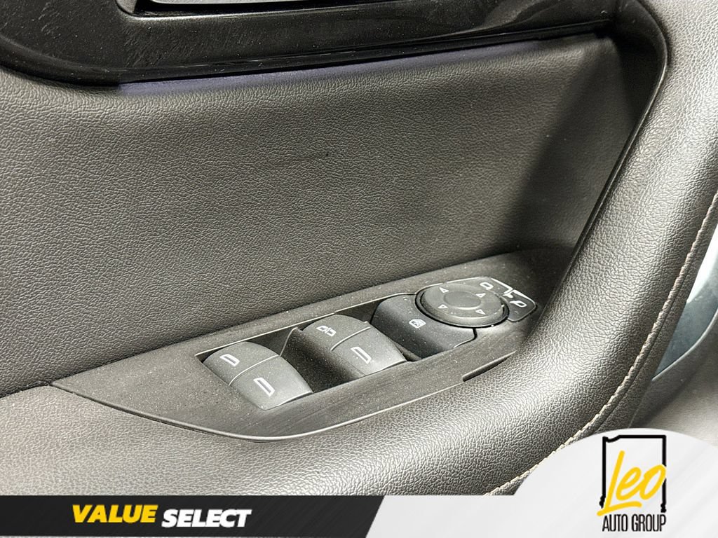 Used 2022 Chevrolet Blazer Premier w/ Enhanced Convenience Package AWD/4WD image 19