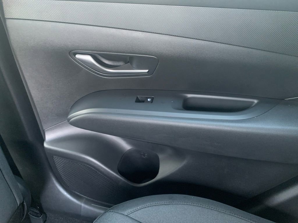 New 2025 Hyundai Tucson SE image 15
