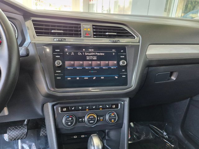 Used 2021 Volkswagen Tiguan SE FWD image 20