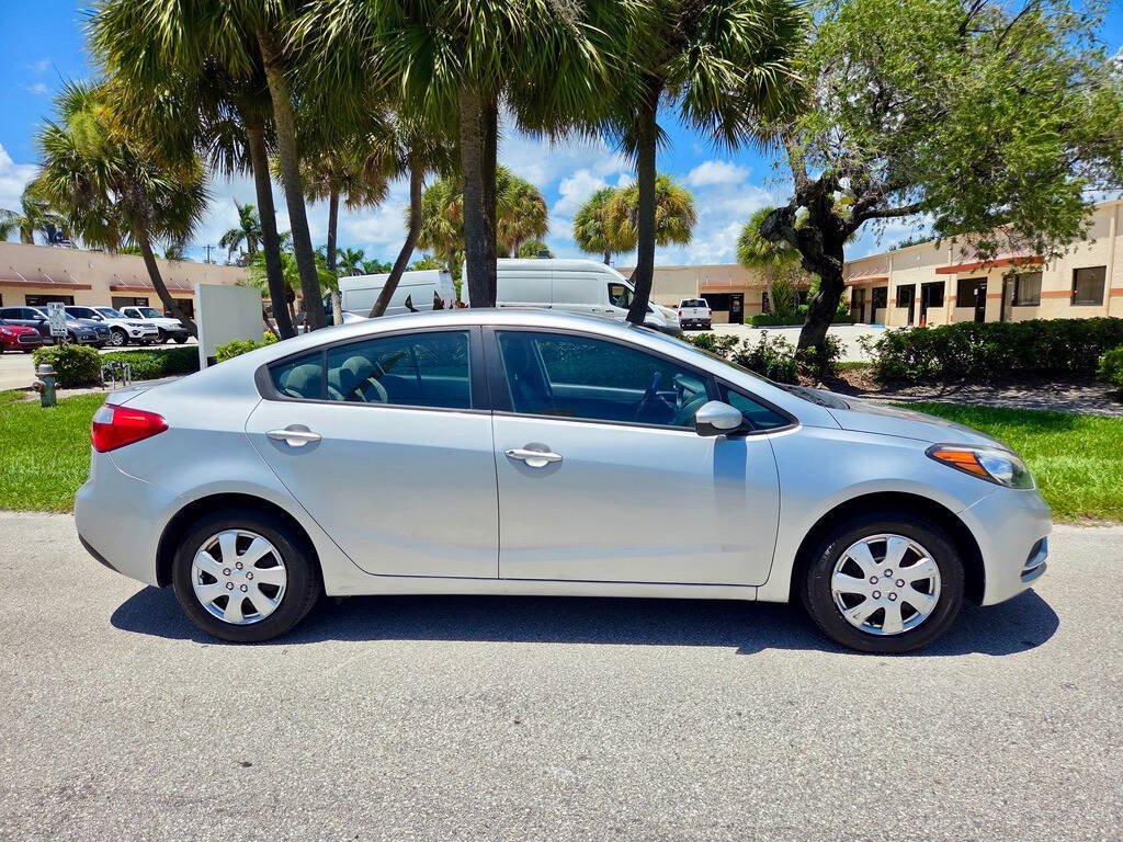 Used 2014 Kia Forte LX FWD image 7