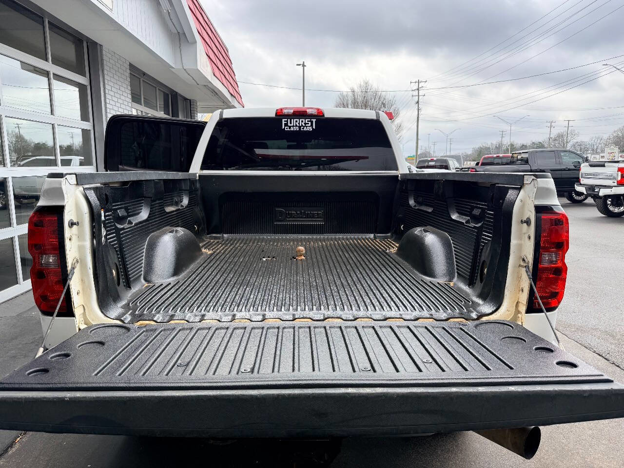 Used 2015 Chevrolet Silverado 2500 LT w/ LT Convenience Package image 10