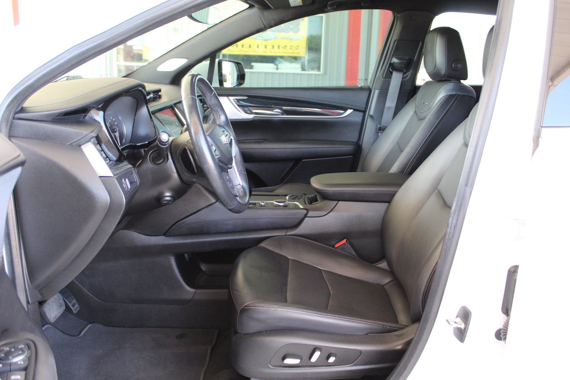 Used 2024 Cadillac XT5 Premium Luxury FWD image 31