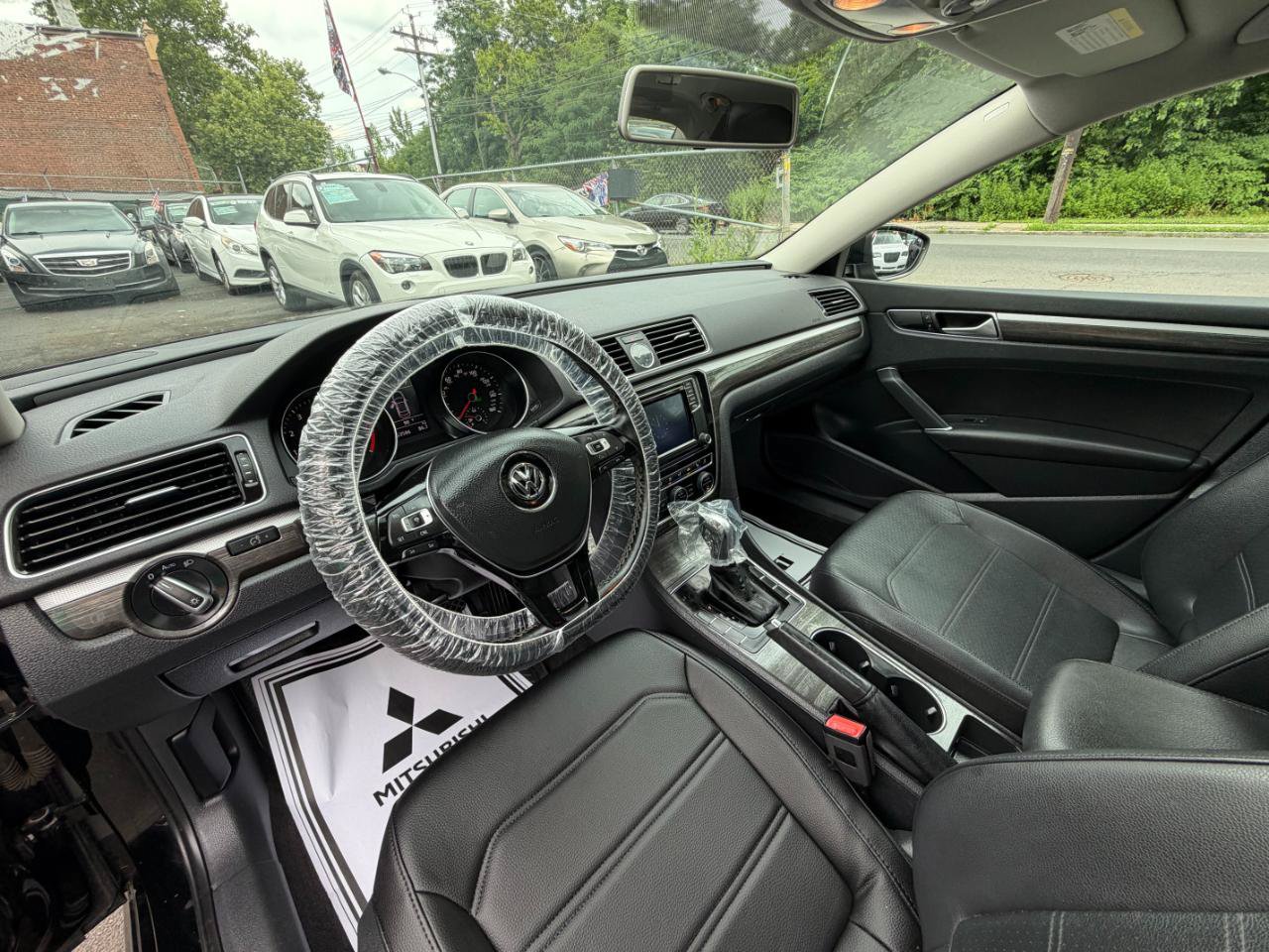 Used 2016 Volkswagen Passat 1.8T SE FWD image 24