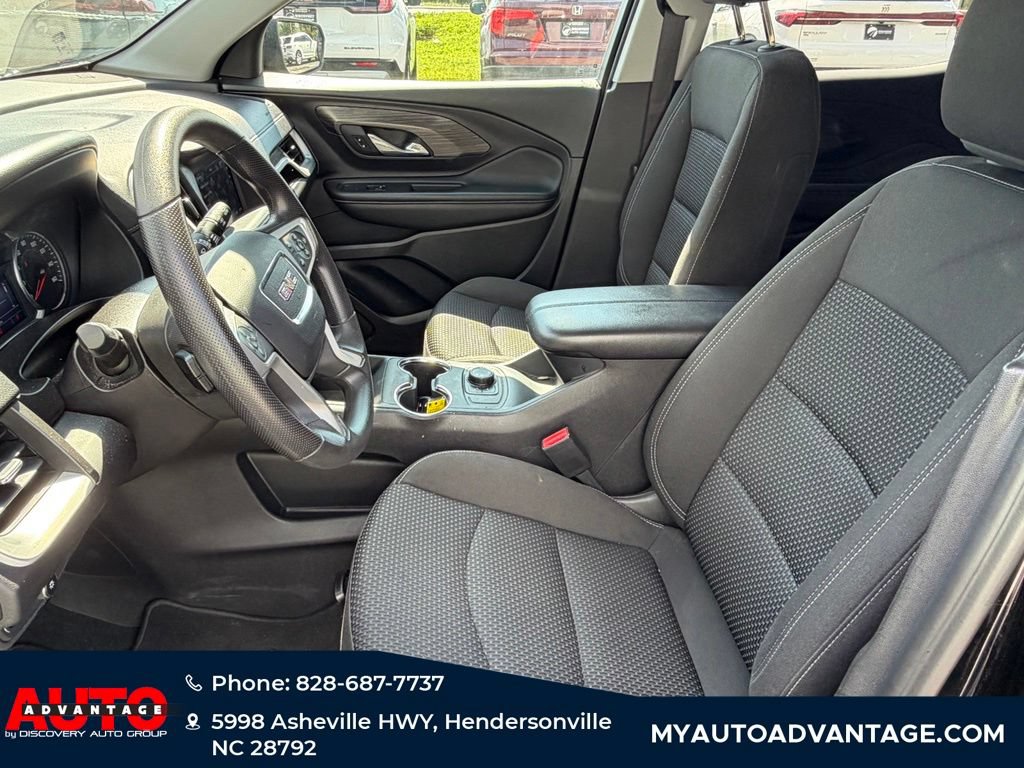 Used 2024 GMC Terrain SLE AWD/4WD image 26