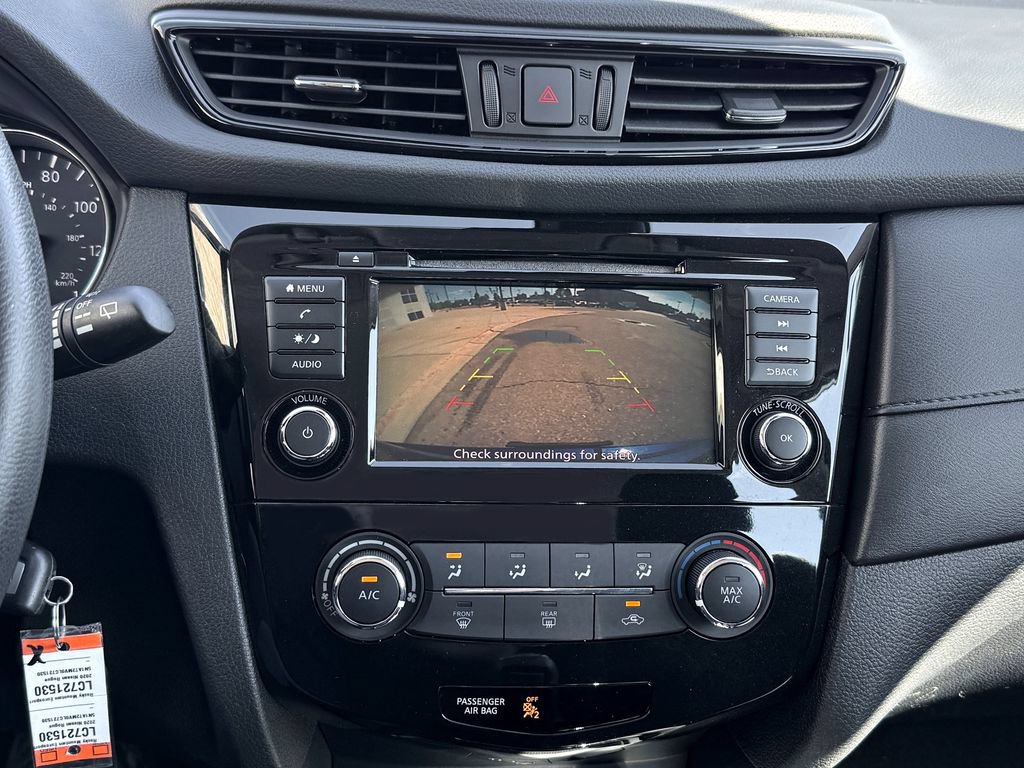Used 2020 Nissan Rogue S AWD/4WD image 26