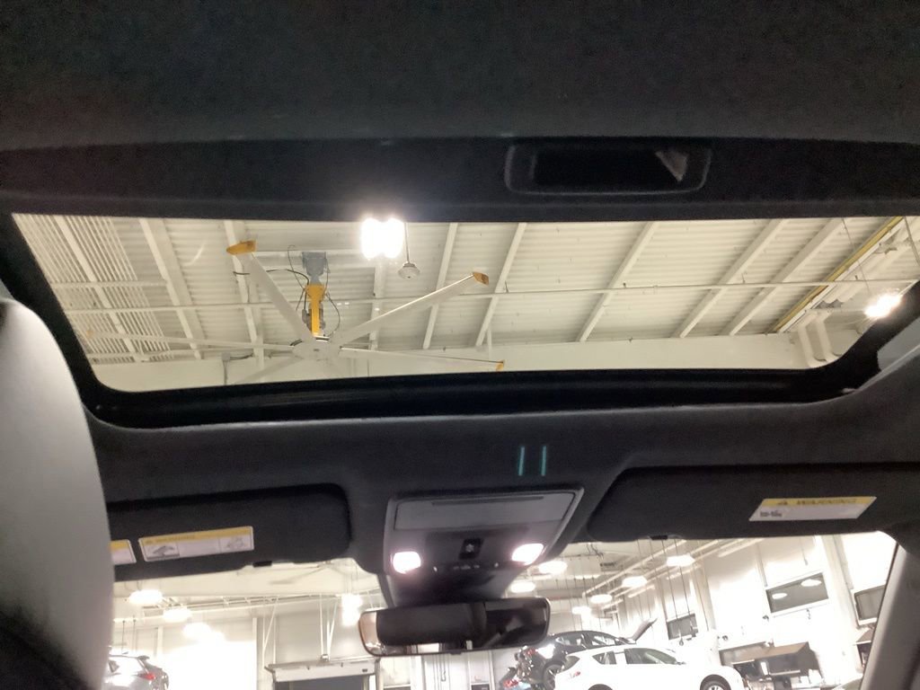 Used 2025 Honda CR-V Sport-L image 23